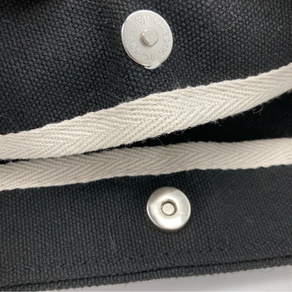 Barnes & Noble Books Repeating Logo Snap Top Canvas Tote Bag - Picture 5 of 8